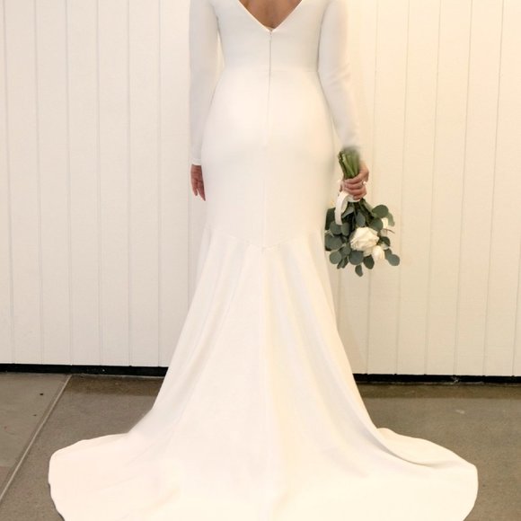 Jenny Yoo Sabel Wedding Gown Size 2 and 6 Crepe Long Sleeve - Picture 7 of 11